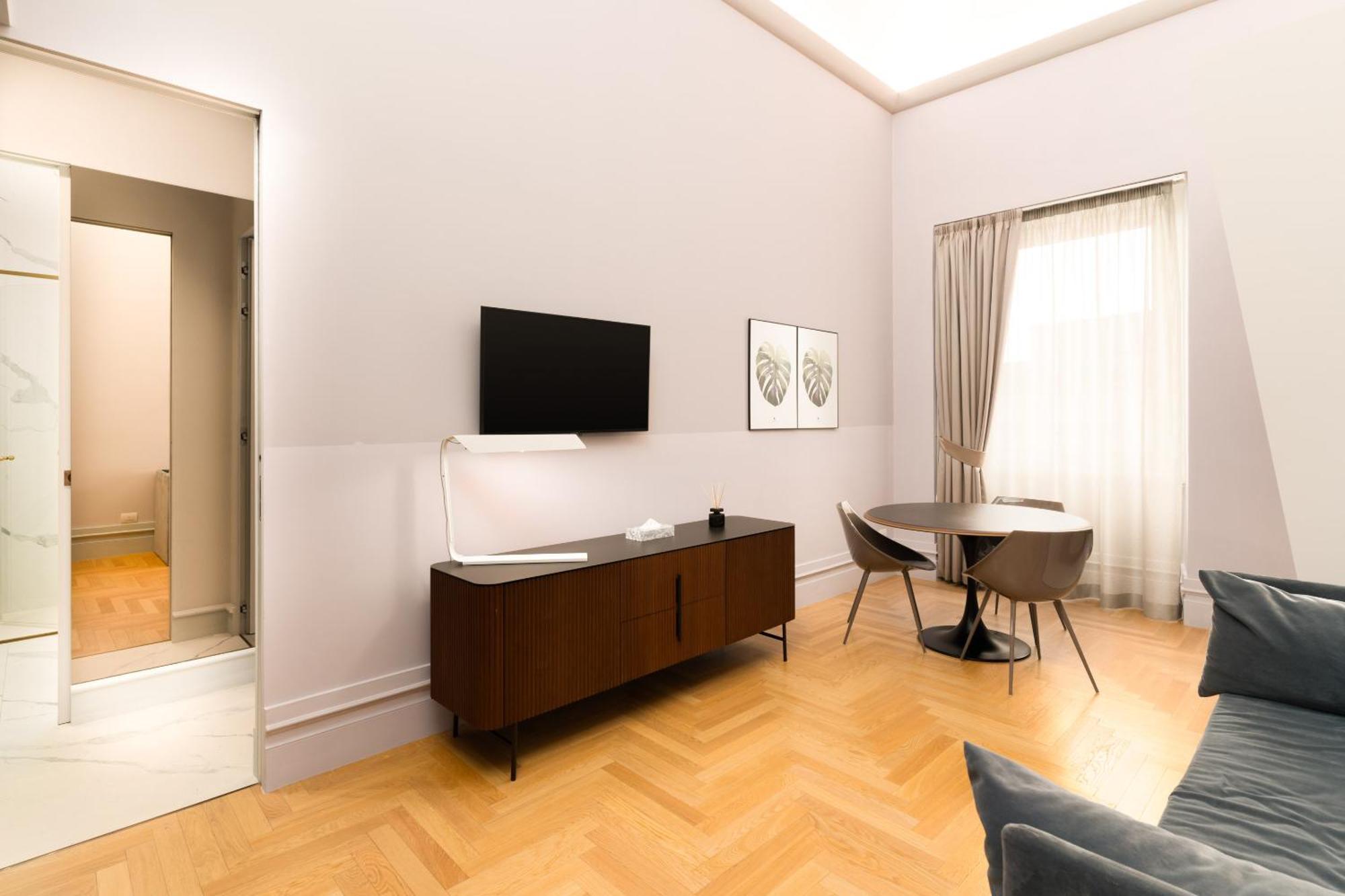 Limehome Lecce Palazzo Bn Exterior foto